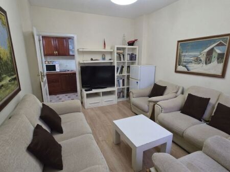 Jepet me Qira Apartament 2+1 – Përballë Tajvanit