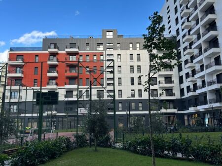 Business premises for rent at Bulevardi I Ri, Ndregjoni Complex!!