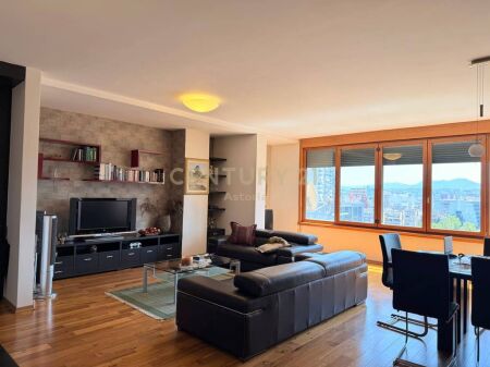 FOR SALE APARTMENT 2+1+3+ 2 PARKING SPOTS AT THE GALLERY, FORMER CINEMA 17 NOVEMBER