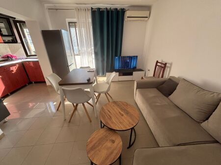 JEPET ME QIRA | APARTAMENT 2+1 | QENDËR TIRANË