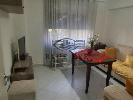 JEPET ME QIRA APARTAMENT 1+1 – PRANË SPITALIT, DURRËS!
