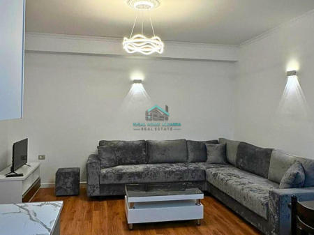 APPARTAMENTO 1+1 IN AFFITTO – LUNGOMARE, VLORË