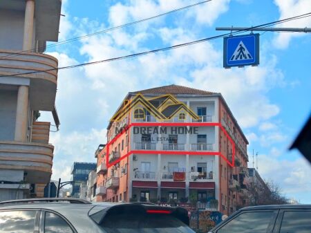FOR SALE APARTMENT 301M2 SUITABLE FOR BUSINESS AS APART-HOTEL !