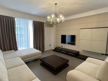 .JEPET ME QIRA APARTAMENT 2+1 NE BLLOK PRANE LIBRIT UNIVERSITAR 1,400 € /Muaj