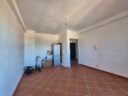 Shitet Apartament 1+1+2 ballkone