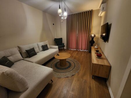 Shitet,Apartament 1+1, Liqeni i Thate