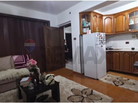 SHITET APARTAMENT 3+1 – pazari i ri