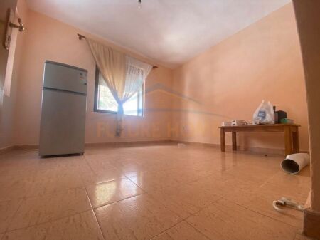 Qira, Apartament 2+1, Pazari i Ri, Tiranë.