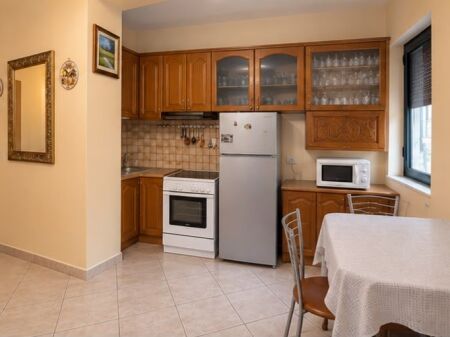 Ish Bllok, Shitet apartament 1+1 me Hipoteke.