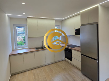 Apartament 1+1 në shitje në qendër të Sarandës – 60 m², kati i dytë