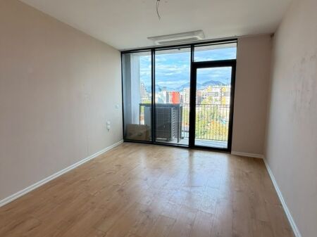 JEPET ME QERA APARTAMENT 2+1+2+BALLKON+POST PARKIMI PER ZYRA/BANIM "TE LAKE VIEW RESIDENCE" 1600 EURO