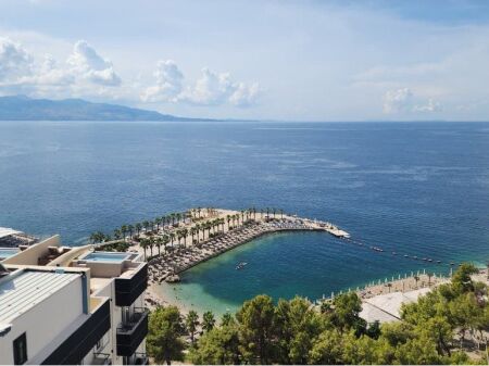 SARANDË, SHESIM APARTAMENT 2+1 ME PAMJE NGA DETI 327,000 € 30,000,000 Lekë