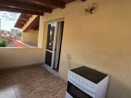 VILLA SU 3 PIANI IN VENDITA – VIA SIRI KODRA
