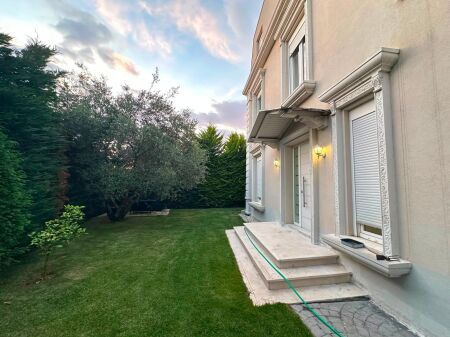 WHITE HOUSE – 3-FLOOR VILLA FOR RENT