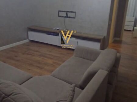 JEPET APARTAMENT 1+1+BLK ME QIRA NE QENDER 70.000 LEKE