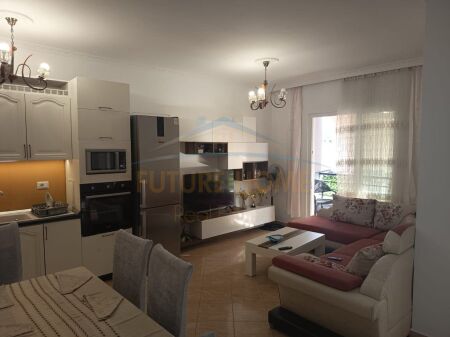 Shitet, Apartament 1+1, Unaza e Re, Tiranë