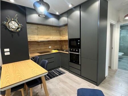 Jepet me qira apartament 2+1+2 ne Fiori Di Bosko