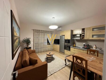 AFFITTASI APPARTAMENTO 1+1 A ALI DEMI 700 EURO