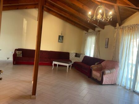 APARTMENT 1+1 35,000 LEKE AMERICAN HOSPITAL 3