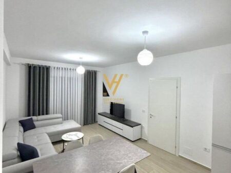 JEPET APARTAMENT 2+1+2+BLK ME QERA TE UNAZA E RE 60.000 LEKE