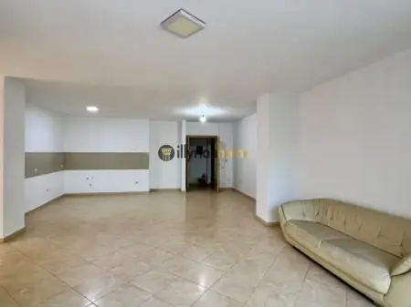 FOR RENT | APARTMENT 3+1, "PARTIZANI" HIGH SCHOOL-TIRANA