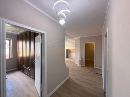Shitet, Apartament 2+1, Stadiumi Dinamo, Tiranë