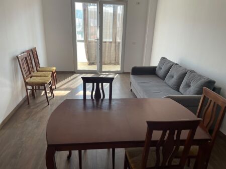 🏡 AFFITTASI 2+1 – YZBERISHT