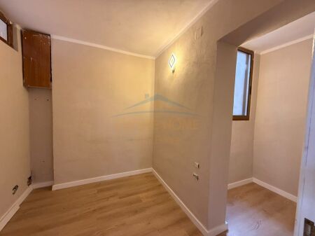 Shitet, Apartament 2+1, Stadiumi Dinamo, Tiranë