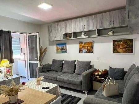 Apartament 1+1 me qera tek Bryli ID 5688