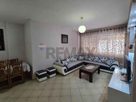 Apartament 1+1me qera Astir