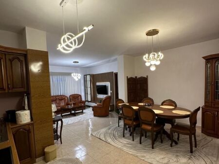 Qera | Apartament 2 + 1 | Rruga Dritan Hoxha | 650 €/muaj