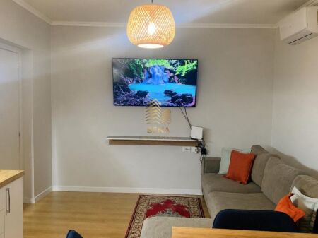Shitet, Apartament 2+1+D+Blk, Stacioni i Trenit, 16.500.000 Leke