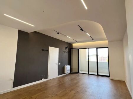 ZYRE ME QERA 120 M2 VASIL SHANTO 130.000 LEKE FH-95077