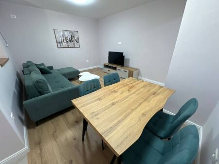 For sale, Apartment 1+1, Ali Demi, 1 May School, Tirana