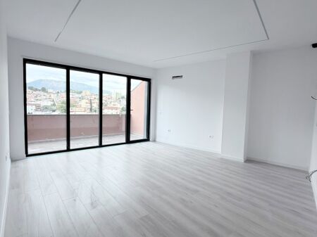 APPARTAMENTO 2+1 CON VERANDA & PARCHEGGIO – EX MERCATO ELETTRICO