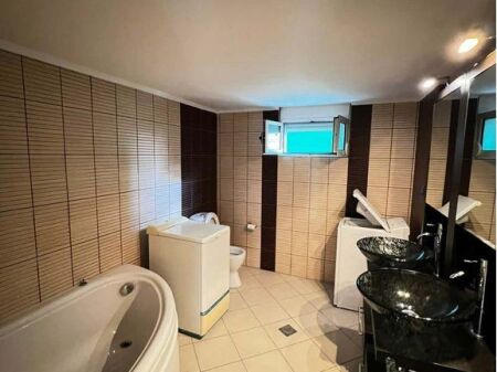 Apartament 2+1 Me Qira në Qendra Tregtare Kristal! 850 € /Muaj