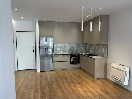 Apartament - Për Qira - Univers City, Tiranë(ID: 530261060-2140)