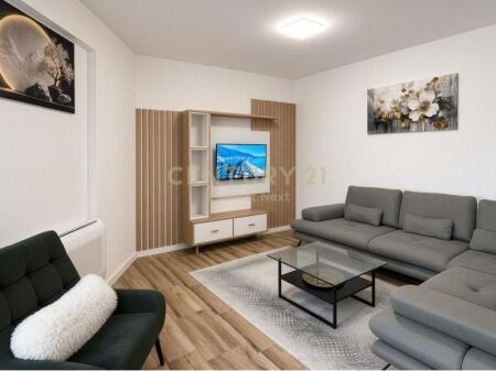 Oasis Residence, Tiranë Shesim Apartament 1+1!