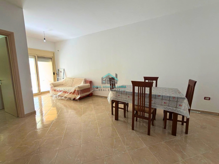 APARTAMENT 1+1 NË SHITJE – LUNGOMARE, VLORË