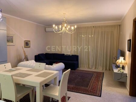 VENDIAMO APPARTAMENTO 3+1+2 VICINO AL RADISSON, LAGO ASCIUTTO!