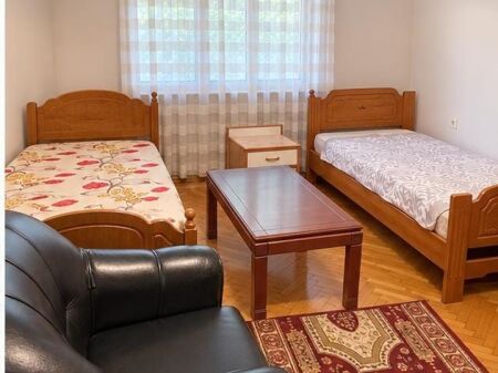 Vasil Shanto, jepet me qera apartament 2+1 i arreduar per studenta!