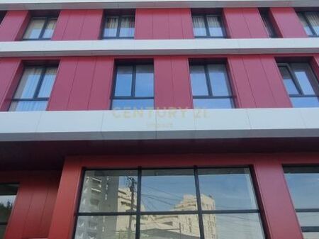 Apartament 2+1+2+ Post parkimi me qira pranë Spitalit QSUT!