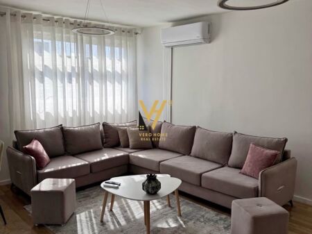 IN VENDITA APPARTAMENTO 1+1+BLK IN VIA BARDHYL 13.500.000 LEKE