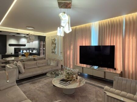  SHITET VILË PREMIUM 3-KATËSHE | FOREST RESIDENCE