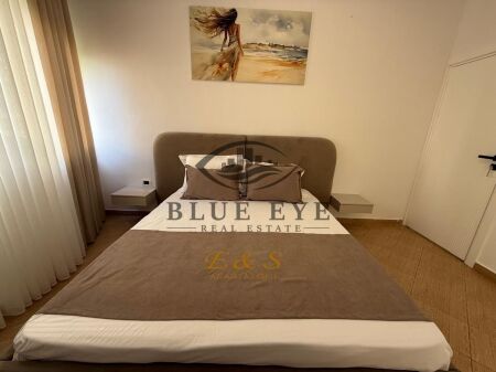For rent 2+1+1 apartment near the Summer Market, Beach – Durres