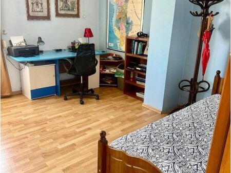 NEL COMUNE DI PARIGI VENDIAMO SUPER APPARTAMENTO 2+1+VERANDA VICINO A KIKA 1