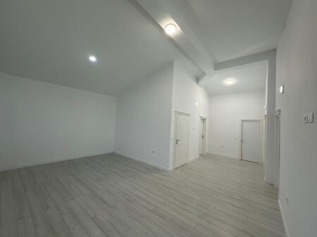 Qera | Vilë 6 + 1 | TEG – Tirana East Gate | 2500 €/muaj