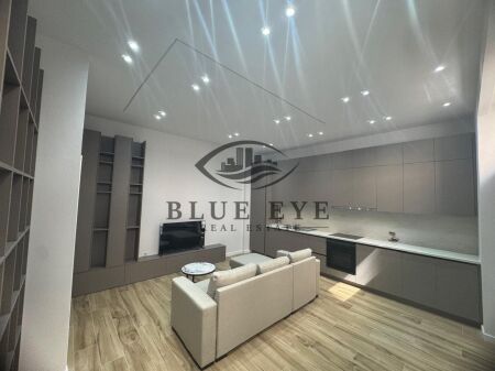 SHITET APARTAMENT 1+1 PRANE PELIKANIT – PLAZH, DURRES!