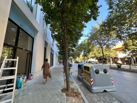 SHOP FOR RENT NEAR VASIL SHANTOS