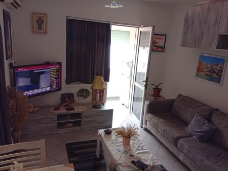 Garsoniere Me Qera Ne Brryl (ID BG155) Tirane